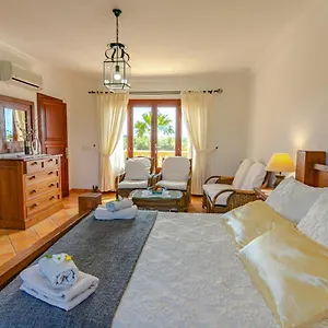 Sanchez Villa